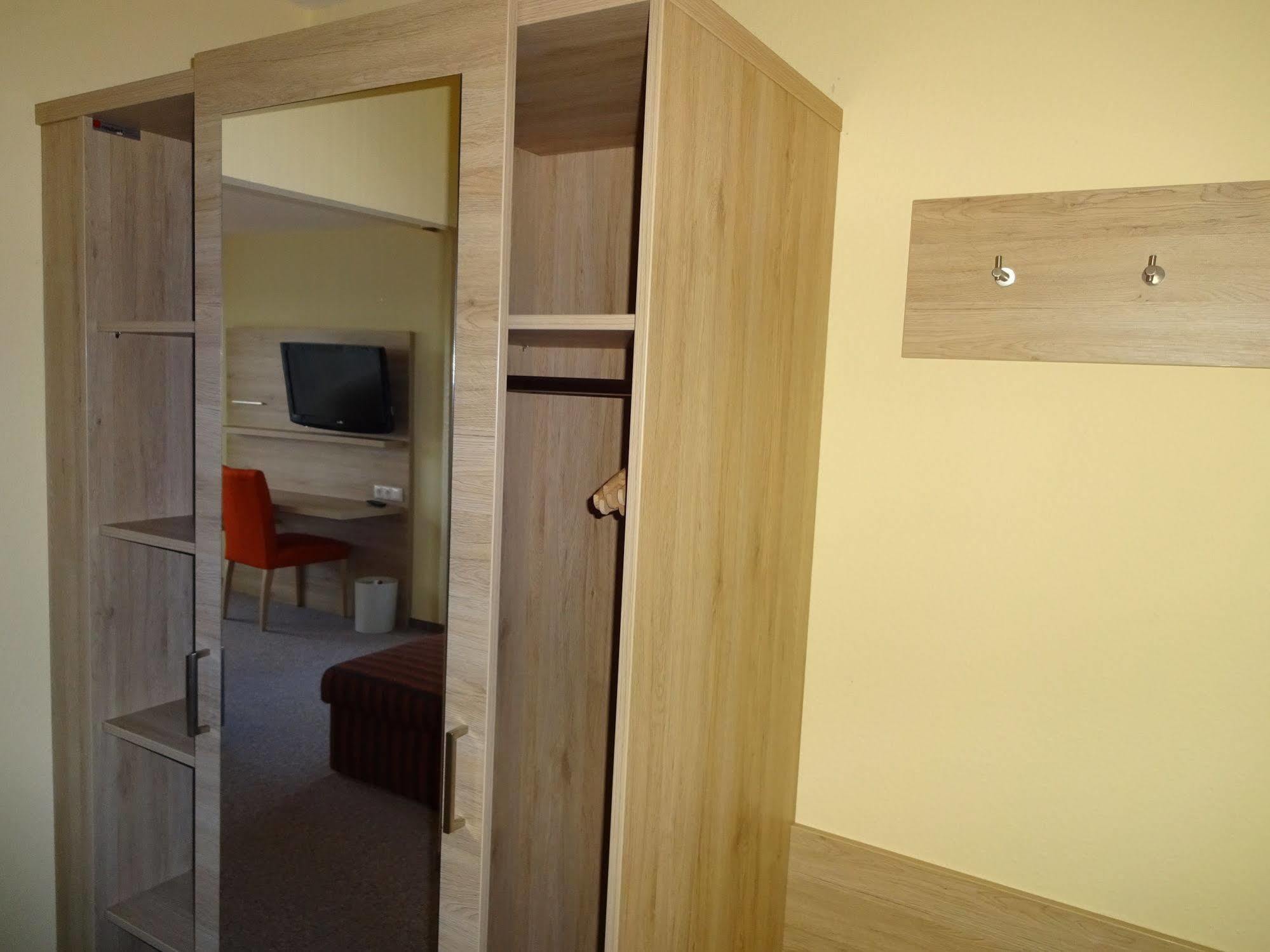 Gasthof Hotel Zum Ross Wertheim Zewnętrze zdjęcie